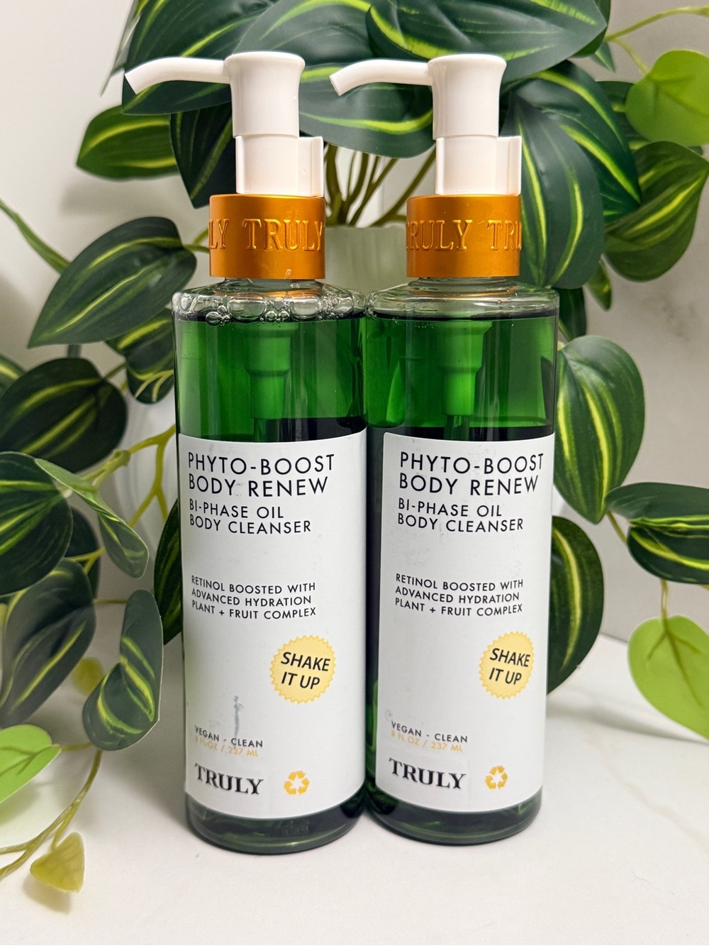 TRULY Phyto-Boost Body Renew Bi-Phase Oil Cleanser - NEW